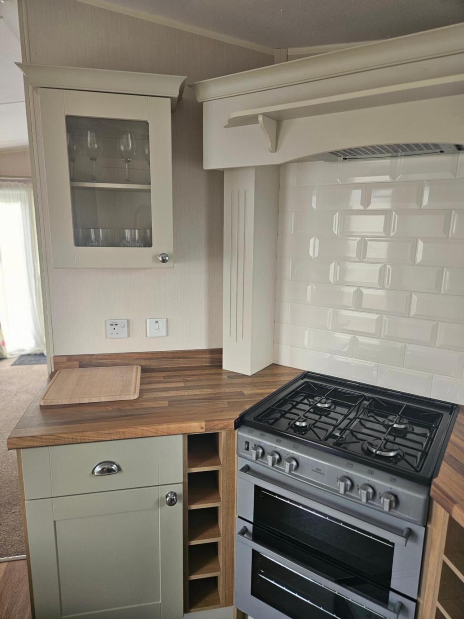 Lytham Luxe 6 Birth Caravan Weeton  Екстер'єр фото